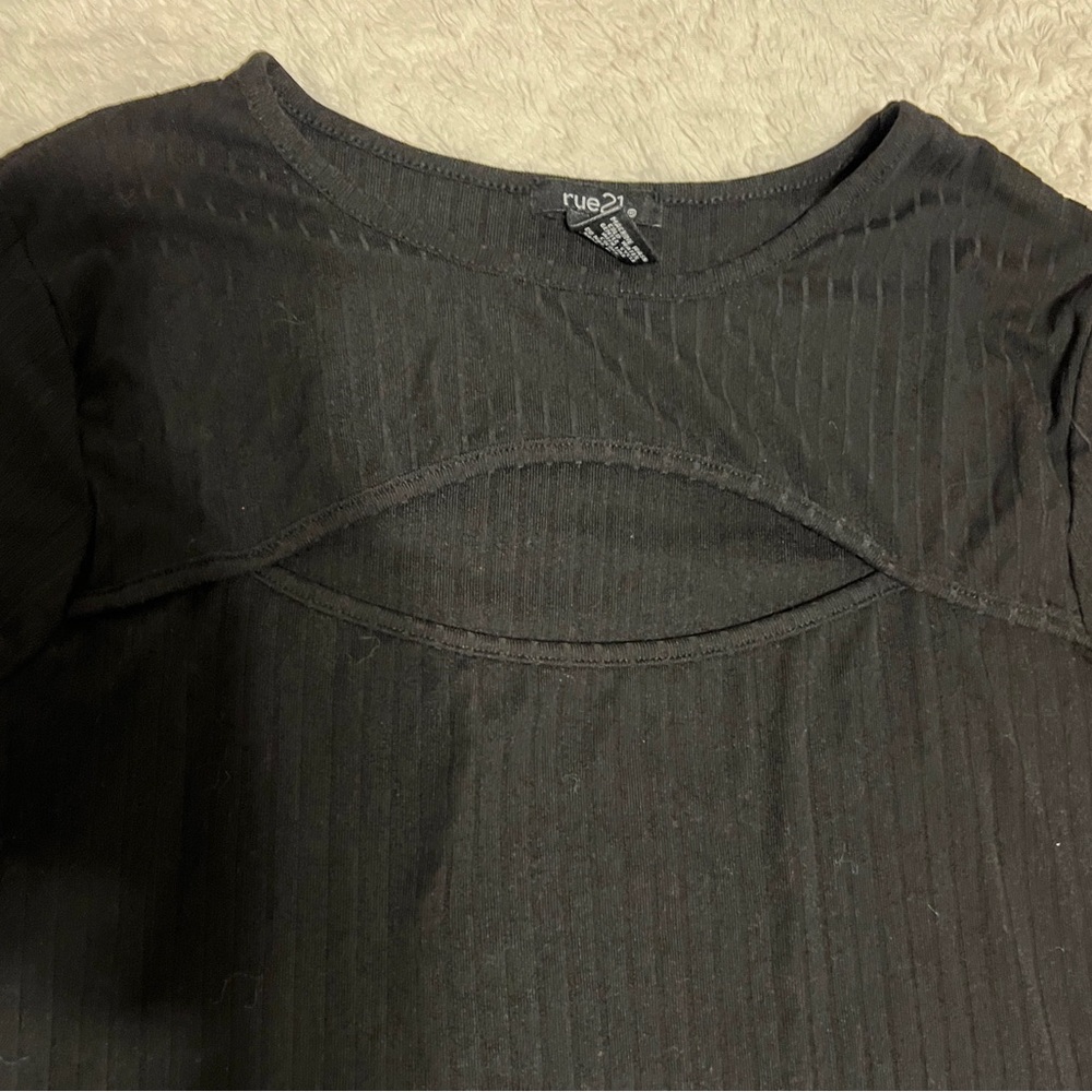 Keyhole top - Picture 4 of 4
